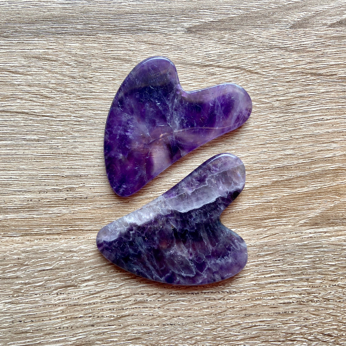 Gua sha amethyst